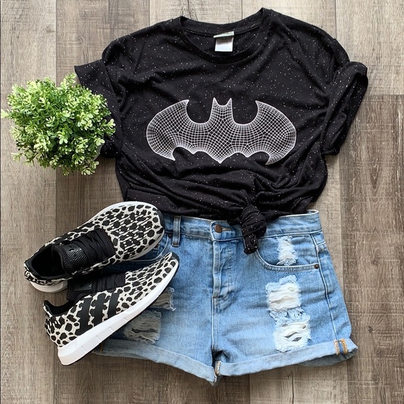 Tops - BATMAN TEE